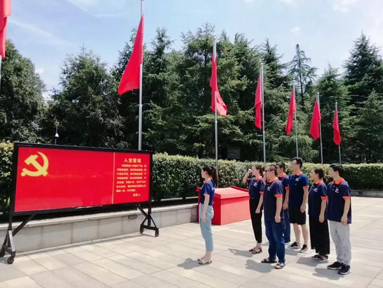 中科天工紅色之旅02.jpg
